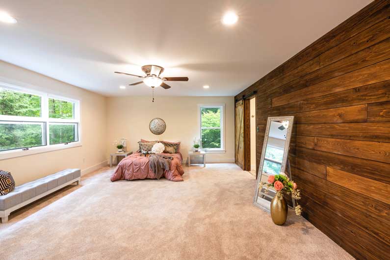 Carpet and installation in bedroom_Flooring Pros Augusta